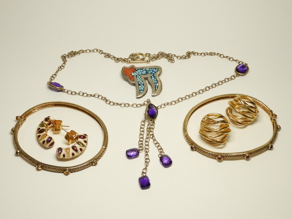 ESTATE STERLING SILVER GOLD