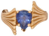 ESTATE STULLER 14KT GOLD PEAR-