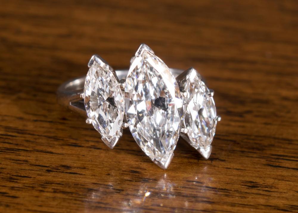 ESTATE THREE STONE DIAMOND AND