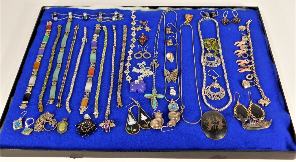 ESTATE VINTAGE STERLING SILVER