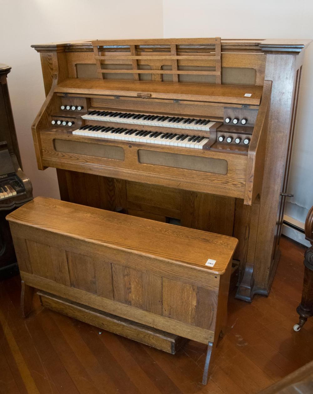 ESTEY OAK THEATER ORGAN WITH