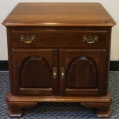 ETHAN ALLEN CHERRY BEDSIDE STA