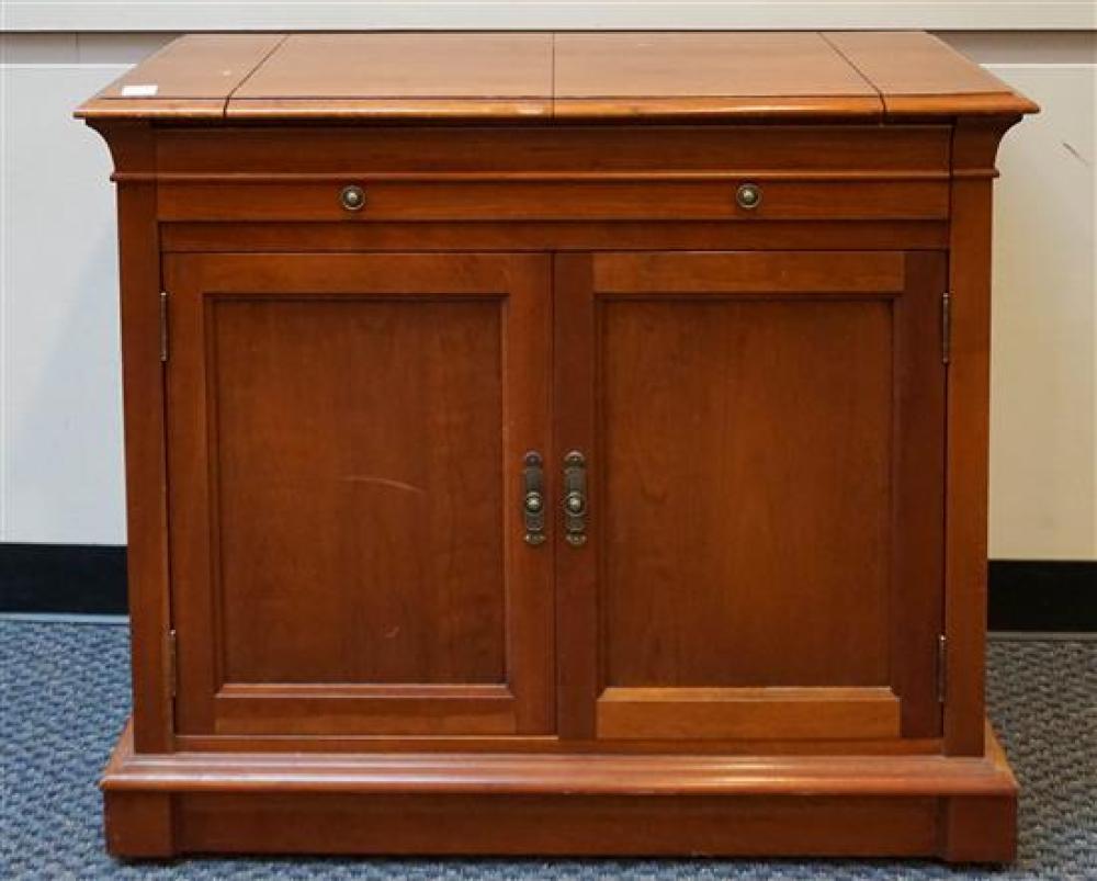 ETHAN ALLEN FOLD-TOP SERVER,