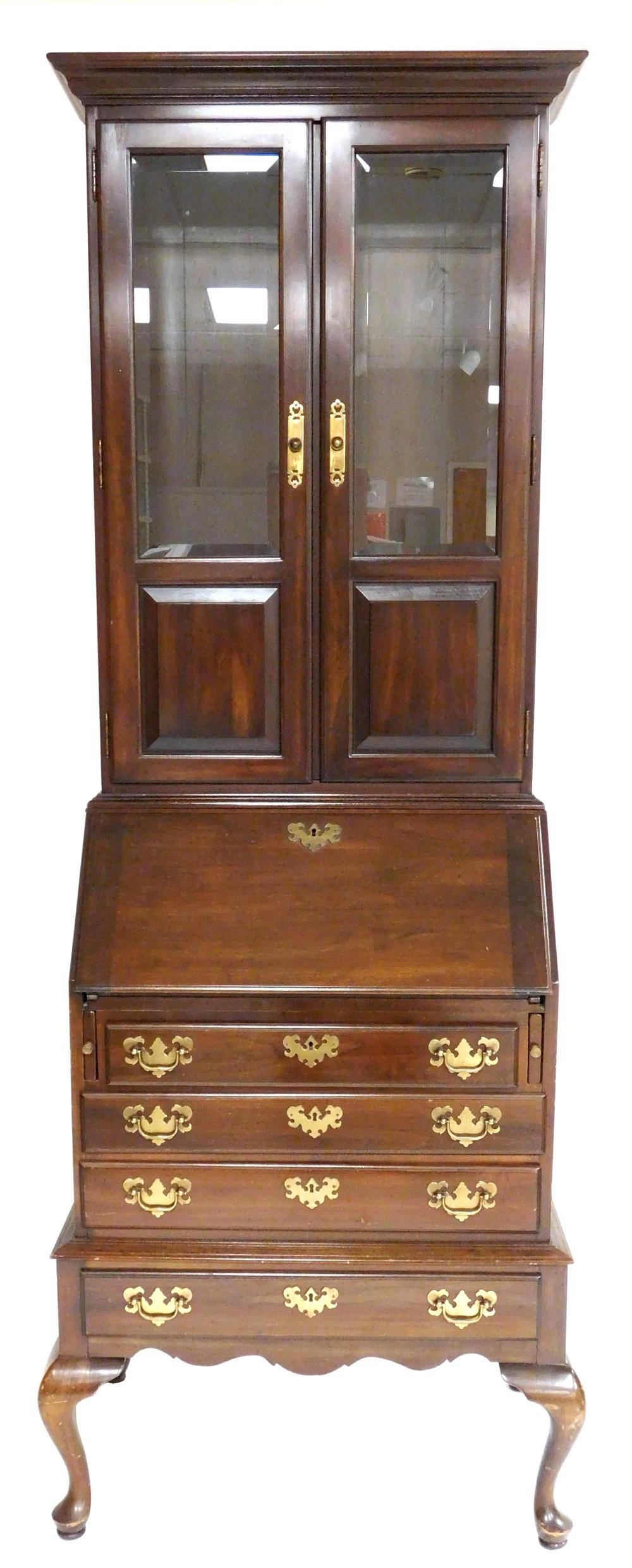 ETHAN ALLEN QUEEN ANNE FORM