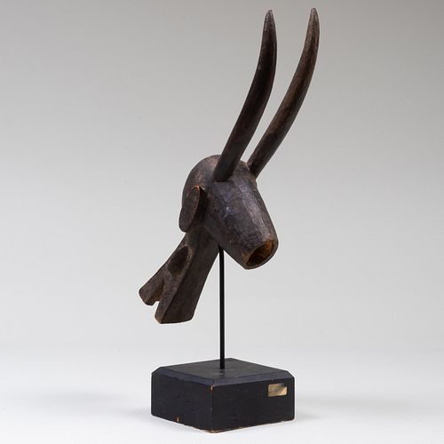 ETHNOGRAPHIC CARVED WOOD