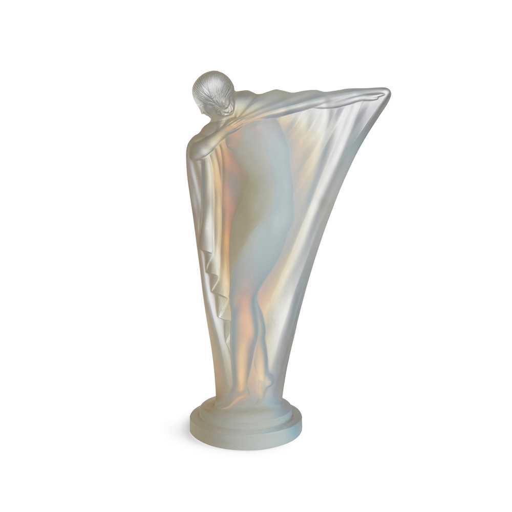 ‡ ‡ ETLING, FRANCE STATUETTE, CIRCA