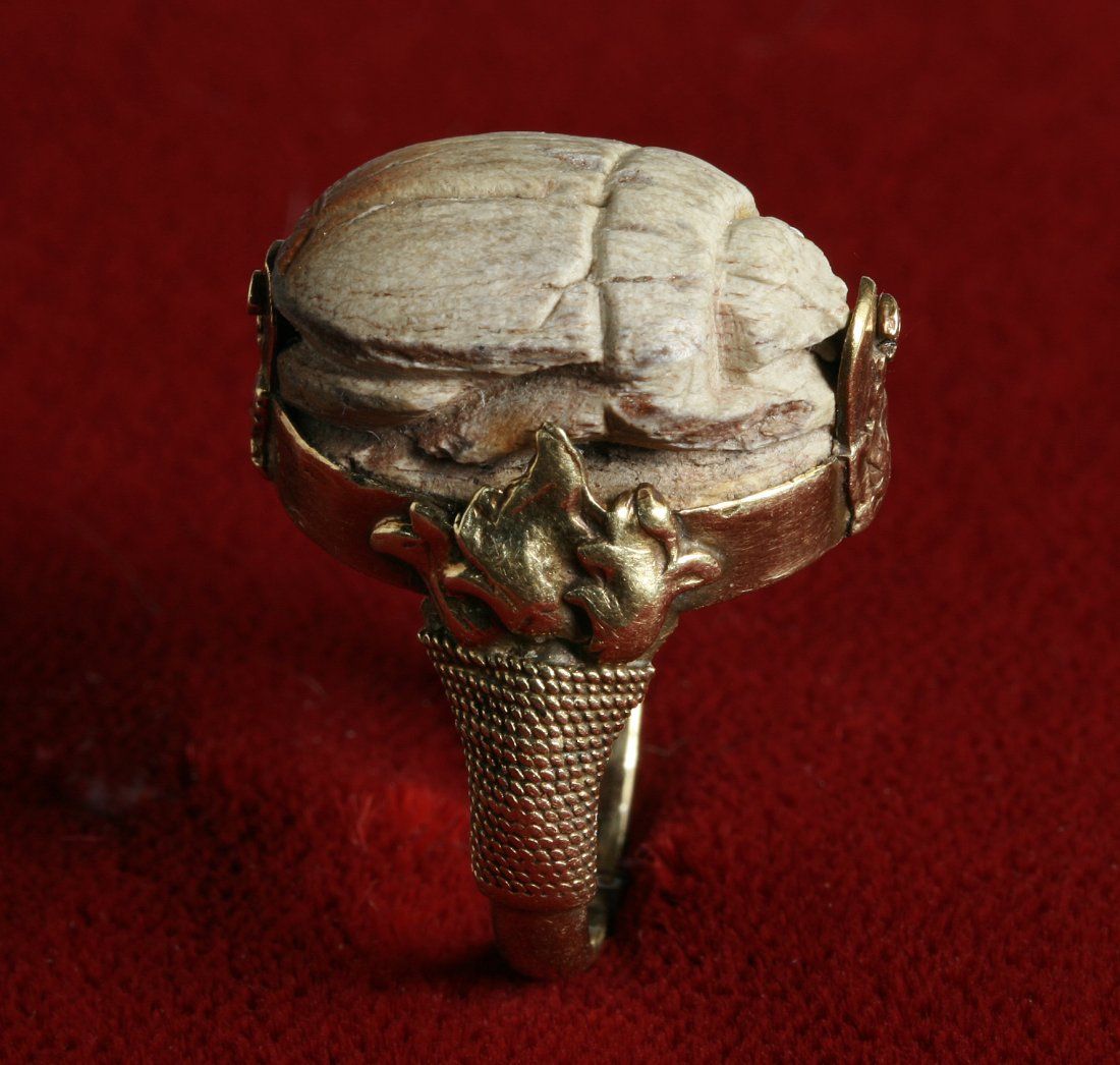ETRUSCAN REVIVAL 18K GOLD SCARAB