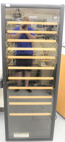 EUROCAVE V266 WINE REFRIGERATOR