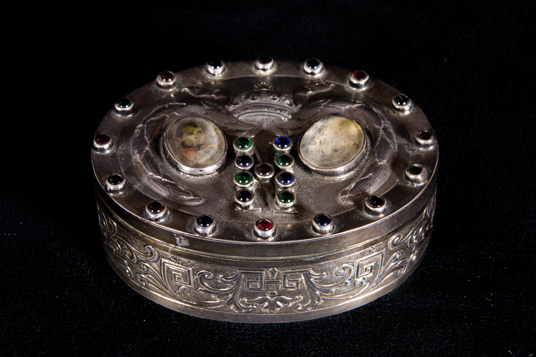 EUROPEAN 930 SILVER MARRIAGE BOX
