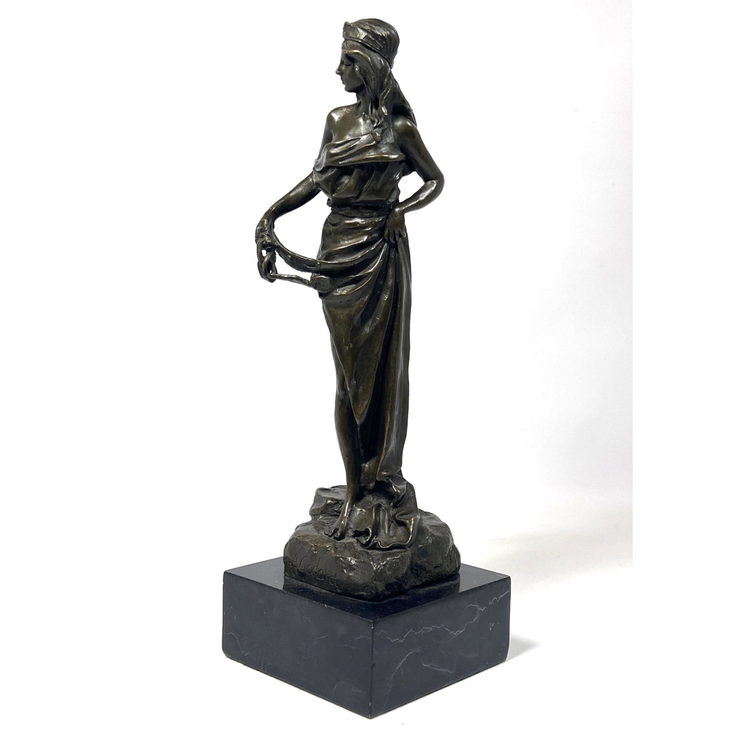 EUROPEAN BRONZE FINERY Contemporary