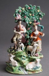 EUROPEAN PORCELAIN FIGURAL GRO