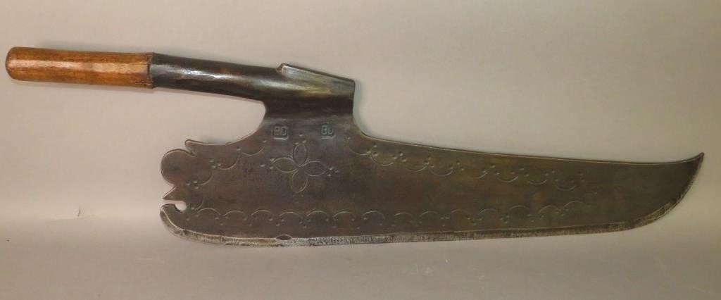 EUROPEAN/CONTINENTAL TOOL DECORATED