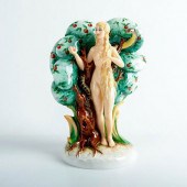 EVE HN2466 - ROYAL DOULTON FIG