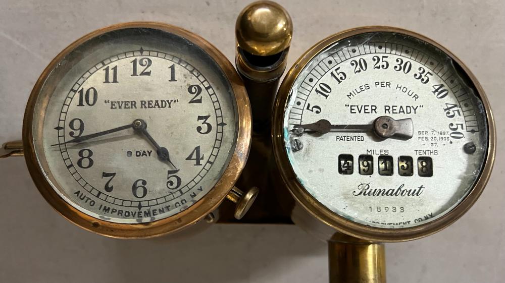 EVER READY SPEEDOMETER AND CLOCK