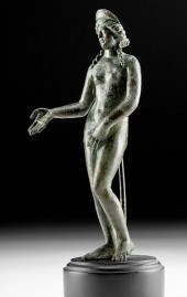 EXHIBITED ROMAN BRONZE FIGURE