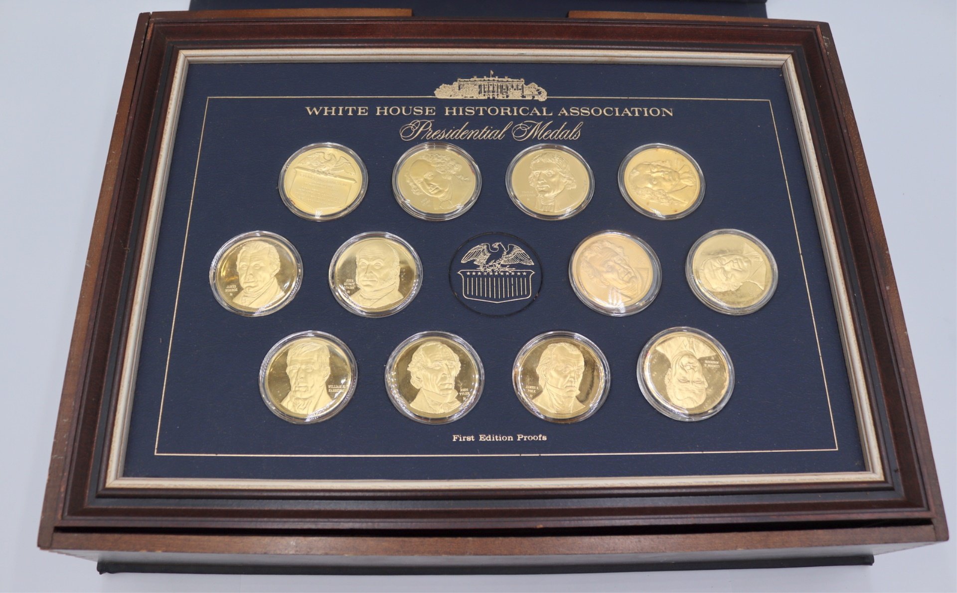 EXONUMIA. (37) WHITE HOUSE