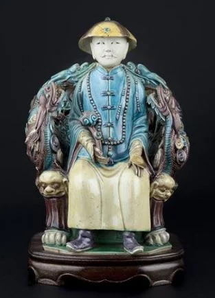 Chinese Bisque porcelain figurine of a Prince - ca 1800 - 1850