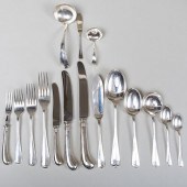 EXTENSIVE ENGLISH SILVER FLATW