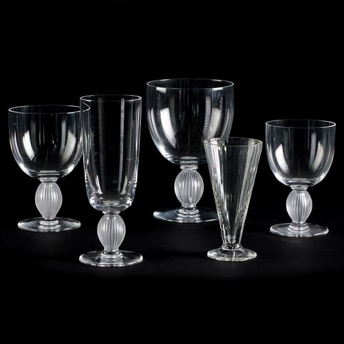 EXTENSIVE LALIQUE STEMWARE