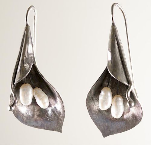 F. LAU STERLING & PEARL CALLA