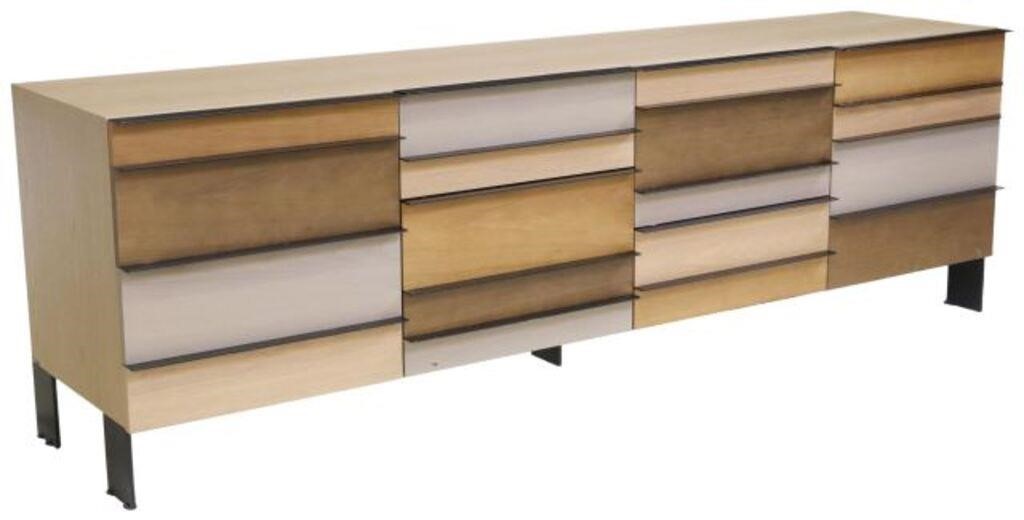 FABRICE BERRUX FOR ROCHE BOBOIS