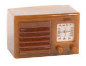 FADA CATALIN RADIO MODEL 5F60<