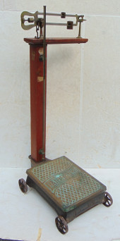 FAIRBANKS SCALE, WOOD COLUMN,