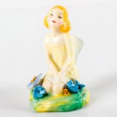 FAIRY HN1535 - RARE ROYAL DOUL