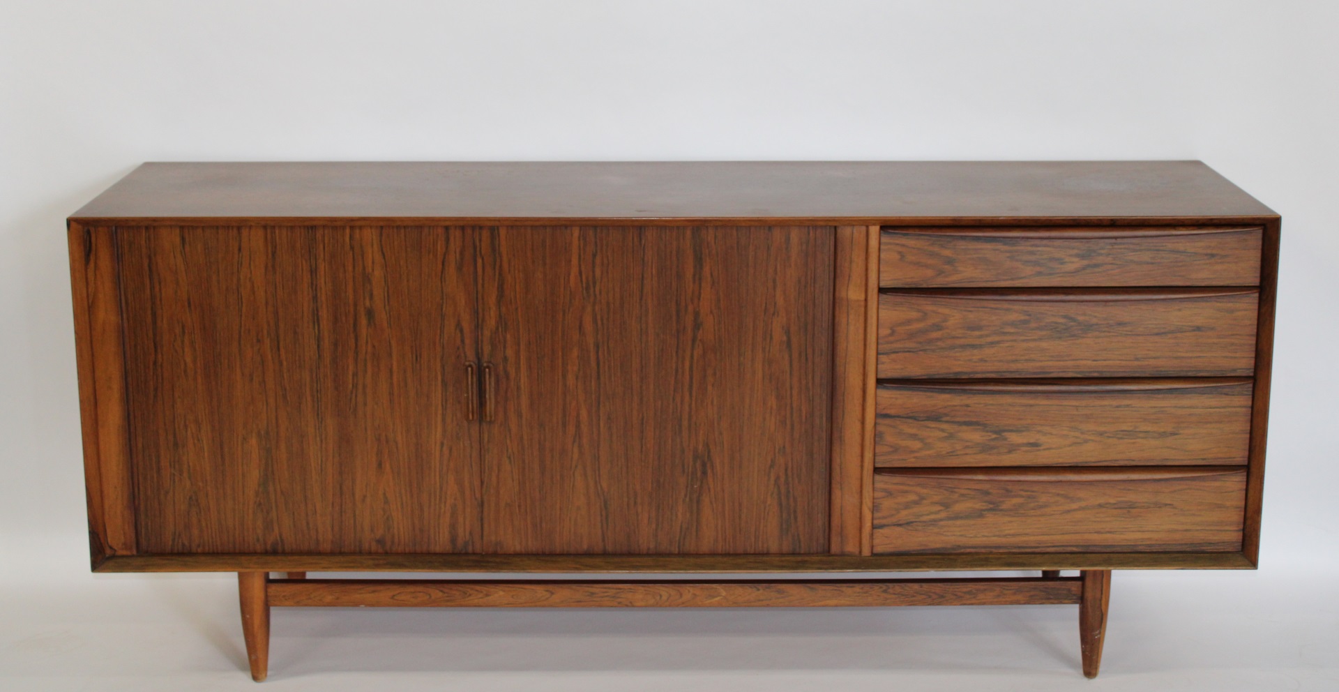 FALSTER MIDCENTURY DANISH MODERN