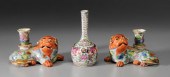 Famille Rose Candlesticks, Vas