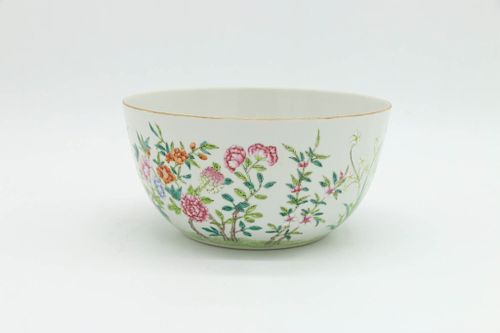 FAMILLE ROSE FLORAL BOWL,