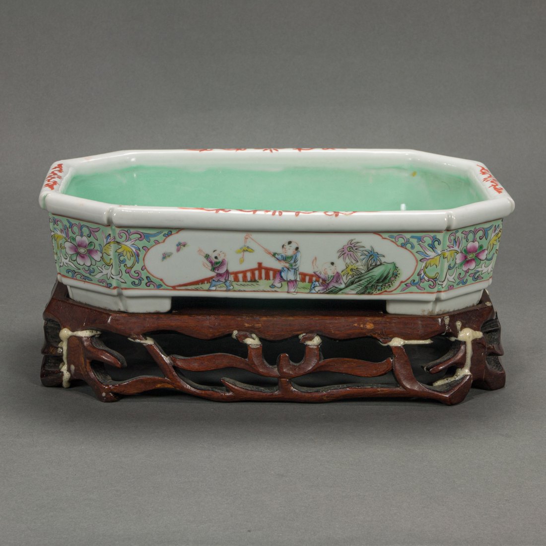 FAMILLE ROSE JARDINIERE AND WOOD