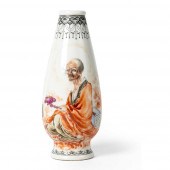 FAMILLE ROSE 'LUOHAN' VASE
20T