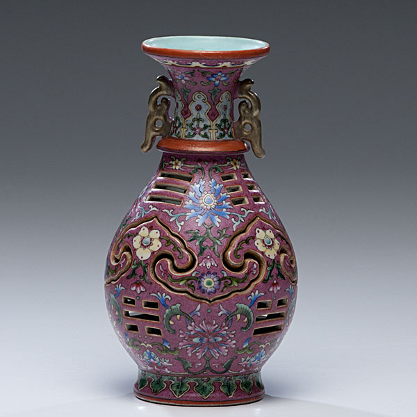 Famille Rose Reticulated Vase
