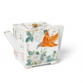 FAMILLE ROSE SQUARE TEAPOT
ATT