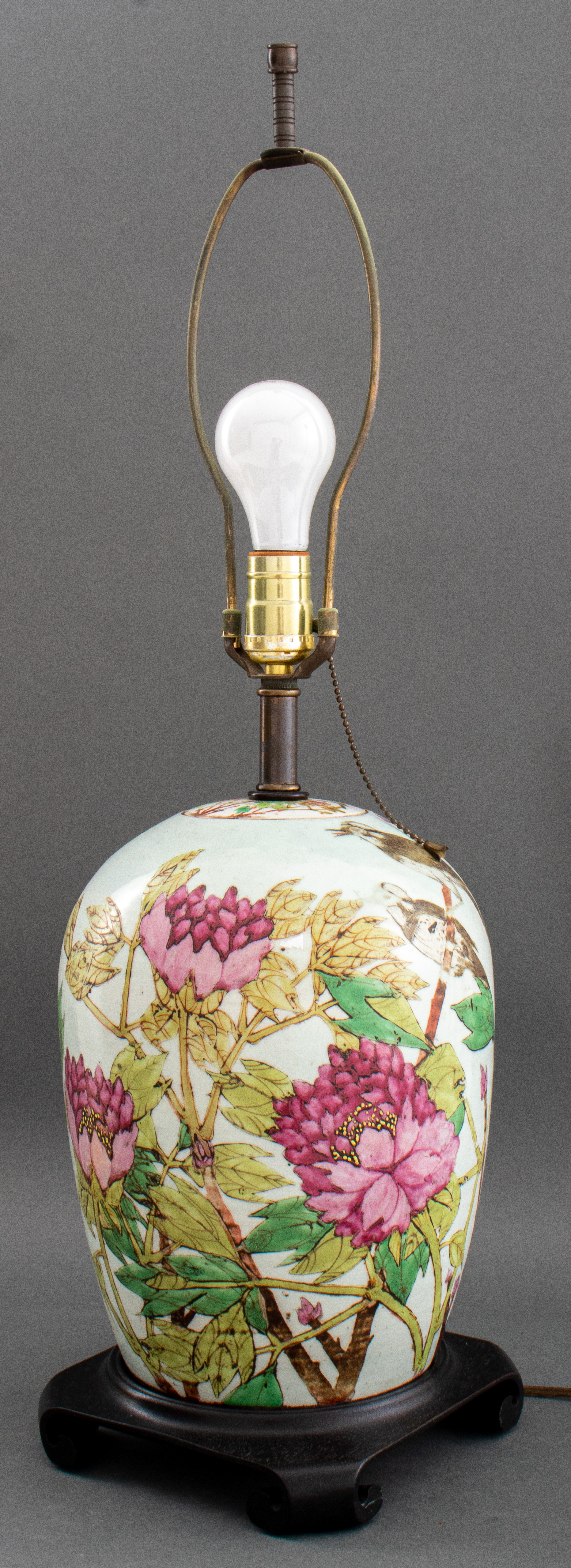 FAMILLE ROSE VASE MOUNTED AS A LAMP