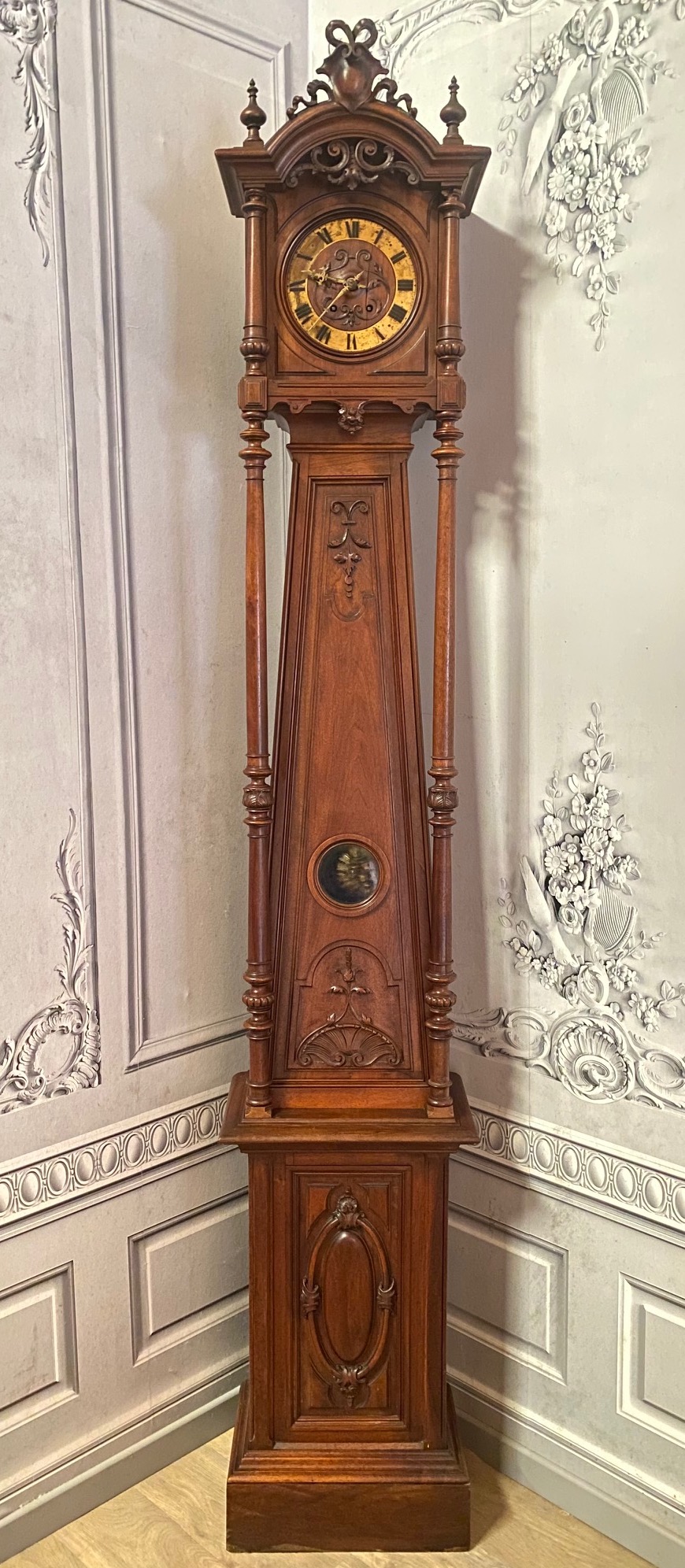 FANCY FRENCH SPRING DRIVEN