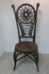FANCY VICTORIAN WICKER SIDE CH