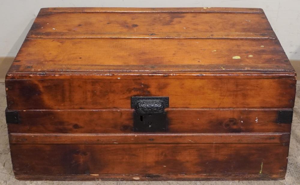 FAREL'S CEDAR LINED CHEST, 13 X