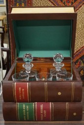 FAUX LEATHER BOOK-FORM EIGHT P
