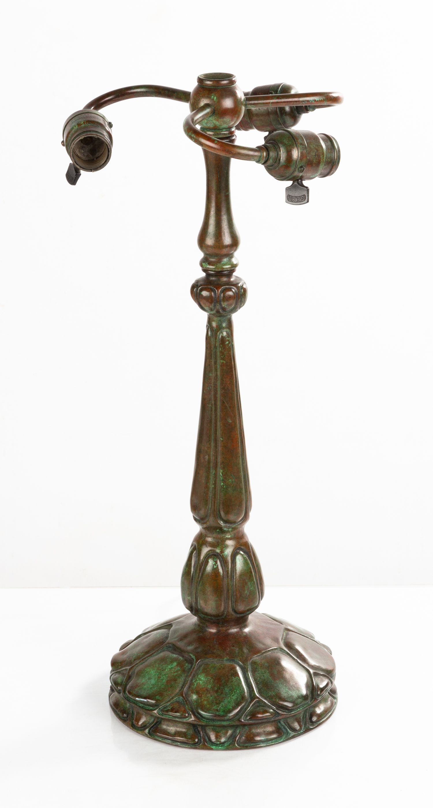 FAUX TURTLEBACK LAMP BASE IN THE