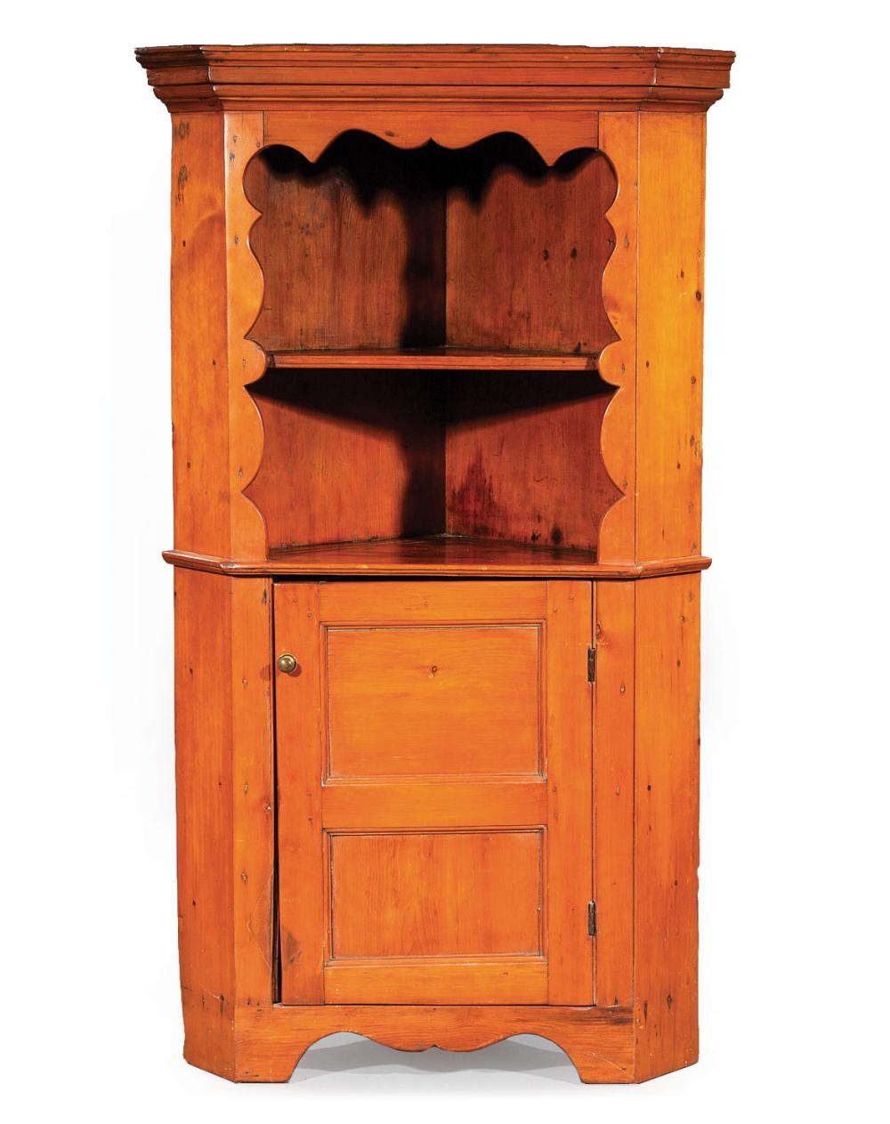 FEDERAL CARVED CHERRYWOOD CORNER