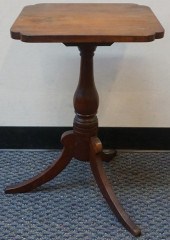 FEDERAL CHERRY TRIPOD CANDLEST