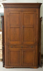 FEDERAL COUNTRY WALNUT CORNER
