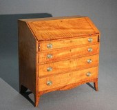 FEDERAL CURLY MAPLE SLANT-FRON