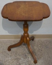 FEDERAL FIGURED MAPLE TILT-TOP