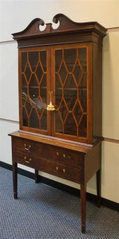 FEDERAL INLAID MAHOGANY BOOKSH