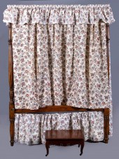 FEDERAL MAHOGANY BEDSTEAD 71 X