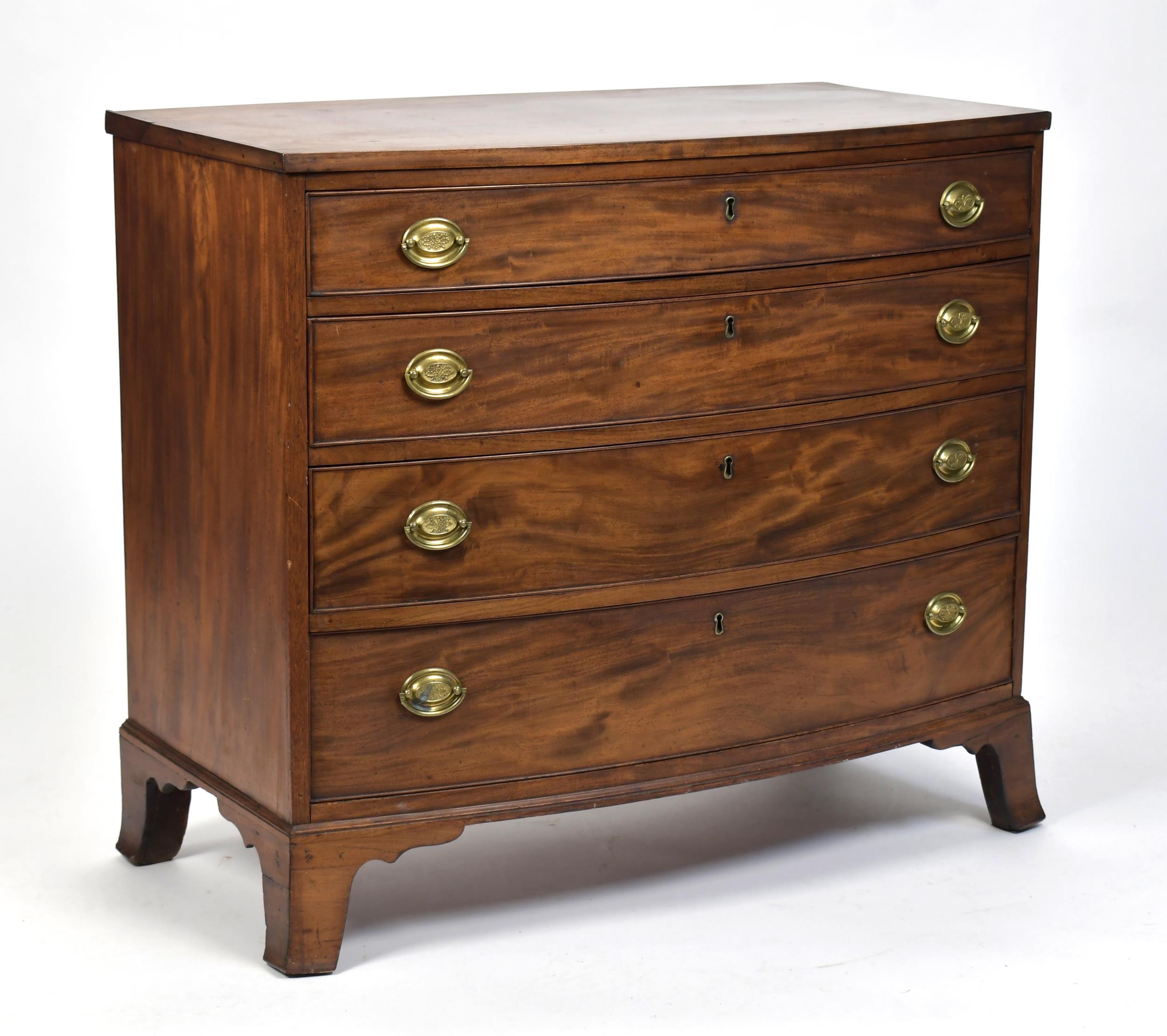FEDERAL MAHOGANY BOW FRONT CHEST.