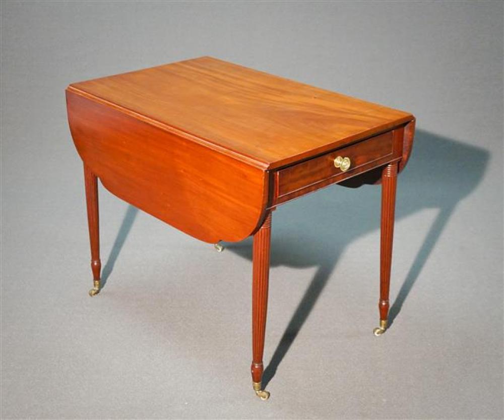 FEDERAL MAHOGANY PEMBROKE TABLE NEW